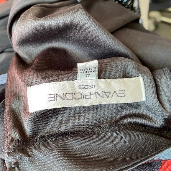 Evan Picone flowy beaded neck black dress - Picture 5 of 9